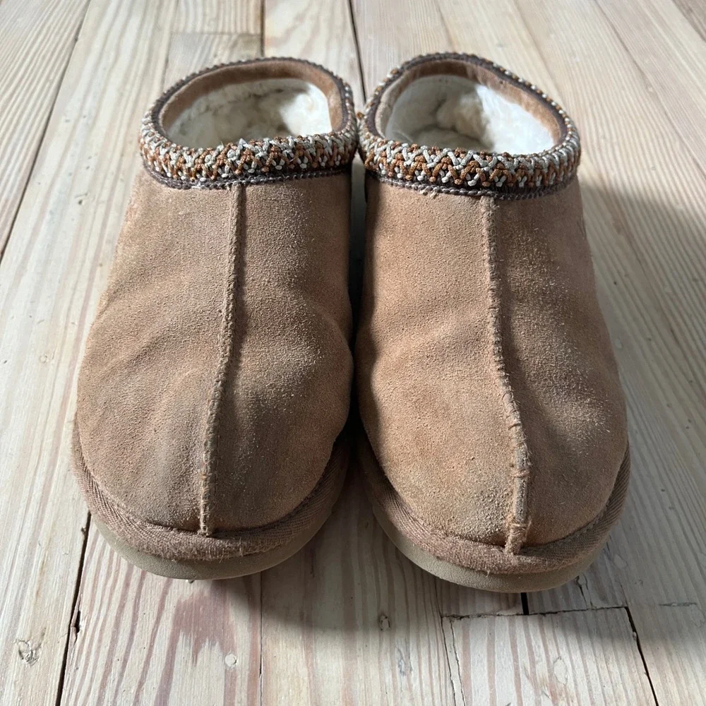 UGG Tasman Slipper Youth 5 Chestnut Brown Suede Sheepskin winter slipon Braid